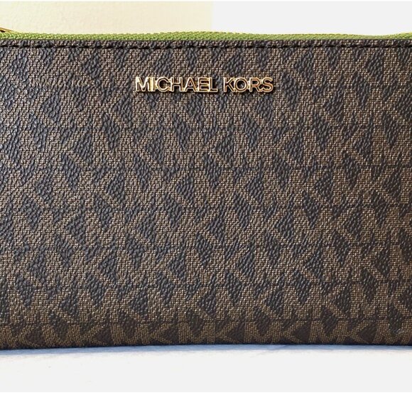 New Michael Kors Jet Set Travel Double Zip Wristlet Wallet Brown / Evergreen - Picture 3 of 6